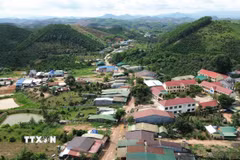 Cơ sở hạ tầng ở xã Tà Đùng (Lâm Đồng) được đầu tư phát triển từ chương trình mục tiêu quốc gia phát triển kinh tế xã hội vùng đồng bào dân tộc thiểu số và miền núi. (Ảnh: Nguyễn Huy Thành/TTXVN)