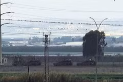 Xe tăng của Israel được nhìn thấy gần thành phố Jenin ở Bờ Tây, ngày 23/2. (Ảnh: timesofisrael)