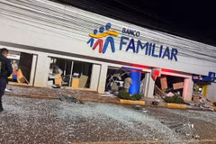 Paraguay: Nhóm vũ trang dùng thuốc nổ cướp liên hoàn nhiều cơ sở tài chính