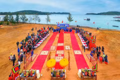 Lễ hội Mở cửa biển lần thứ nhất tại đặc khu Cô Tô, đảo Thanh Lân năm 2024. (Ảnh: TTXVN phát)
