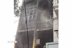 Căn nhà ba tầng số 132, đường Phan Đăng Lưu, phường Phù Liễn, thành phố Hải Phòng bị cháy. (Ảnh: Hoàng Ngọc/TTXVN)