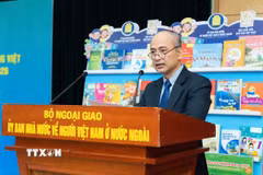 Chủ nhiệm Ủy ban Nhà nước về người Việt Nam ở nước ngoài Nguyễn Trung Kiên phát biểu tại lễ bế mạc khóa tập huấn. (Ảnh: TTXVN phát)