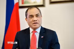 Đại sứ Philippines tại Việt Nam Francisco Noel R. Fernandez III trả lời phỏng vấn của phóng viên TTXVN. (Ảnh: Việt Đức/TTXVN)