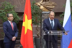 "Tình hữu nghị anh em giữa Việt Nam và Liên bang Nga chiến thắng mọi thử thách"