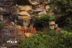 Hang Thung Bình 1, nơi các nhà khoa học tìm ra bộ hài cốt có niên đại cách đây gần 13.000 năm. (Ảnh: Đức Phương/TTXVN)