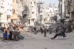 Những tòa nhà bị phá hủy do xung đột Hamas-Israel tại thị trấn Beit Lahia, phía bắc Dải Gaza, ngày 21/6. (Ảnh: THX/TTXVN)