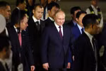Tổng thống Liên bang Nga Vladimir Putin tại Sân bay quốc tế Nội Bài. (Ảnh: Phạm Kiên/TTXVN)