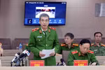 Thiếu tướng Nguyễn Văn Thành, Phó Cục trưởng Cục Cảnh sát Điều tra tội phạm về tham nhũng, kinh tế, buôn lậu thông tin đến các cơ quan thông tấn, báo chí. (Ảnh: Phạm Kiên/TTXVN)
