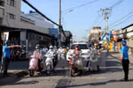 Các phương tiện lưu thông trên đường tại Thành phố Hồ Chí Minh. (Ảnh minh họa: An Hiếu/TTXVN)