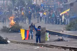 Biểu tình phản đối chính sách khắc khổ của chính phủ tại Quito, Ecuador, ngày 8/10. (Ảnh: AFP/TTXVN)