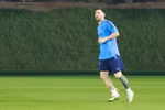 Messi phải tập riêng trong buổi tập mới nhất của Argentina. (Ảnh: Hải An/Vietnam+)