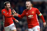 Rooney và Mata cùng ghi bàn giúp Manchester United giành chiến thắng. (Nguồn: PA)