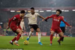 Premier League sắp trở lại với người hâm mộ?