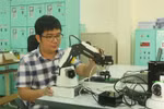 Con đường khoa học của vị giáo sư được phong hàm ở tuổi 40