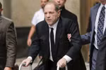 Ông trùm giải trí bị thất sủng Harvey Weinstein. (Nguồn: AP)
