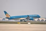 Máy bay của hãng hàng không Vietnam Airlines. (Ảnh: CTV/Vietnam+)