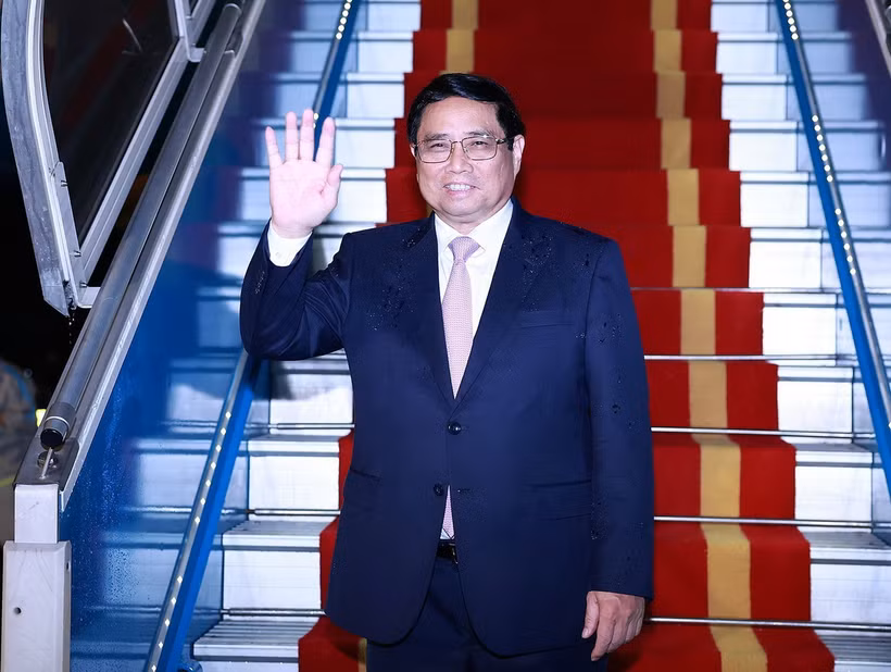 Thủ tướng Phạm Minh Chính rời Hà Nội, lên đường thăm cấp Nhà nước tới Ấn Độ. (Ảnh: Dương Giang/TTXVN)