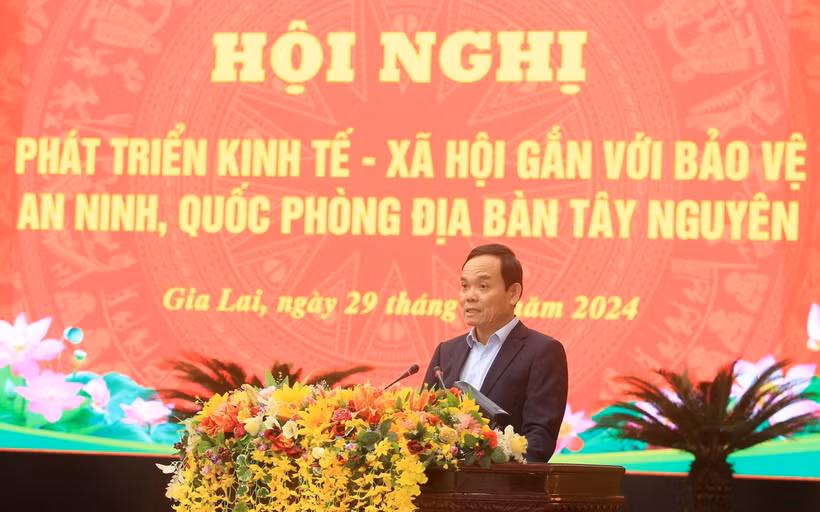 Phó Thủ tướng Chính phủ Trần Lưu Quang phát biểu khai mạc hội nghị. (Ảnh: Quang Thái/TTXVN)