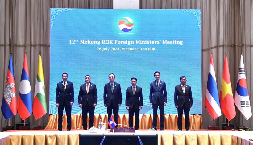 Các đại biểu chup ảnh chung tại Hội nghị Bộ trưởng Ngoại giao Hợp tác Mekong-Hàn Quốc lần thứ 12. (Ảnh: TTXVN phát)