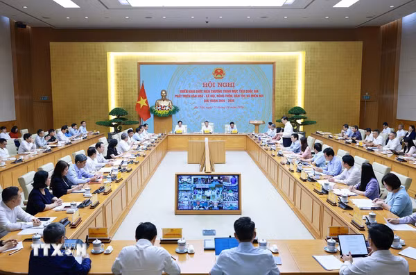 Thủ tướng chủ trì triển khai Chương trình mục tiêu quốc gia phát triển văn hóa-xã hội, nông thôn, dân tộc và miền núi giai đoạn 2026-2035