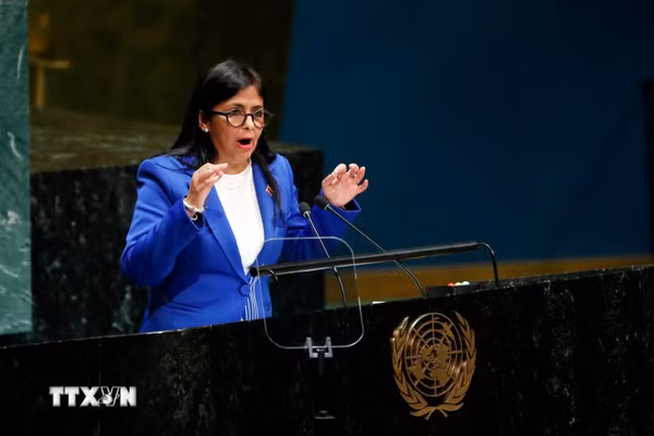 Tổng thống Mỹ và Tổng thống lâm thời Venezuela bàn hợp tác chiến lược