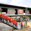 Nhà chống lũ cộng đồng được xây dựng ở Quảng Trị là nơi tránh trú an toàn của người dân vào mùa mưa lũ. (Ảnh: TTXVN phát)