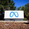 Biểu tượng Meta tại trụ sở của Tập đoàn ở Menlo Park, California, Mỹ. Ảnh: Anadolu Agency/TTXVN