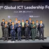 Lãnh đạo các đoàn đại biểu tham dự Diễn đàn Lãnh đạo ICT Toàn cầu lần thứ 12 với chủ đề "Phồn vinh số toàn cầu thông qua hợp tác chuyển đổi AI (AX) thực chất". (Ảnh: Đào Lâm/TTXVN)