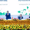 Thủ tướng Phạm Minh Chính tham dự Hội nghị xúc tiến đầu tư Việt Nam-Lào năm 2025. (Ảnh: Dương Giang/TTXVN)