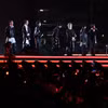 Ngay trong ngày diễn ra concert, album mới mang tên "ARIRANG" của BTS đã cán mốc gần 4 triệu bản được bán ra chỉ trong 24 giờ đầu tiên. Ước tính riêng đêm diễn 21/3 đã tạo ra hiệu ứng kinh tế trực tiếp và gián tiếp trị giá hơn 1.200 tỷ won (khoảng 900 triệu USD). (Ảnh: Kyodo/TTXVN)