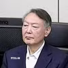 Cựu Tổng thống Hàn Quốc Yoon Suk Yeol tại Tòa án quận trung tâm Seoul ngày 16/1/2026. (Ảnh: Kyodo/TTXVN phát)