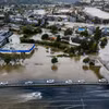 Cảng ngập úng ở California. (Ảnh: AP)