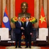 Chủ tịch nước Lương Cường tiếp Thủ tướng Lào Sonexay Siphandone sang Việt Nam tham dự Hội nghị thượng đỉnh Diễn đàn Đối tác vì tăng trưởng xanh và mục tiêu toàn cầu (P4G) lần thứ tư (Hà Nội, 17/4/2025). (Ảnh: Lâm Khánh/TTXVN)