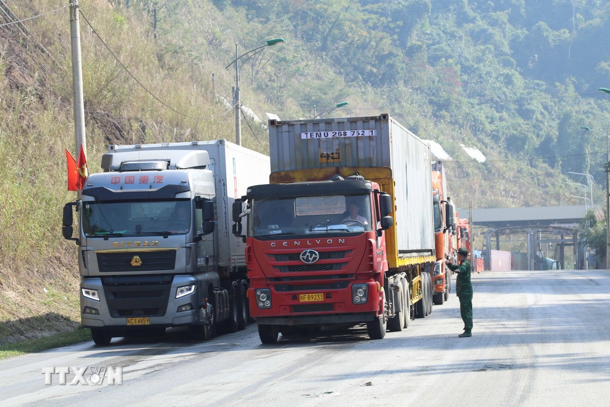 Cửa khẩu th&ocirc;ng minh tại Hữu Nghị