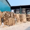 Cơ sở tái chế giấy trên địa bàn xã Đông Cuông, tỉnh Lào Cai chưa đáp ứng đủ điều kiện để hoạt động, chưa hoàn thiện hồ sơ về môi trường theo quy định, bị xử phạt vi phạm hành chính 138 triệu đồng. (Ảnh: Anh Thùy/TTXVN)
