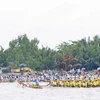 Đua ghe ngo truyền thống, một trong những hoạt động thể thao hấp dẫn của đồng bào dân tộc Khmer tỉnh An Giang được tổ chức vào dịp lễ hội Ok Om Boc hằng năm. (Ảnh: Công Mạo/TTXVN)