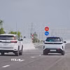 Các phương tiện lưu thông trên cao tốc Cần Thơ-Cà Mau ngày 19/1/2026. (Ảnh: Tuấn Phi/TTXVN)