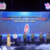 Các đại biểu thực hiện nghi thức phát động Giải báo chí toàn quốc "Vì An ninh Tổ quốc và Bình yên cuộc sống" giai đoạn 2026-2028. (Ảnh: Phạm Kiên/TTXVN)
