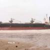 Tàu hàng Thanh Thàng Đạt 9 có chiều dài 151m, rộng 26m, trọng lượng 23.000 tấn xuất phát từ cảng Thịnh Long (Ninh Bình) đến cảng Nghi Sơn (Thanh Hóa) để bốc hàng thì bị chết máy. (Ảnh: TTXVN phát)