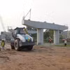 Công trường thi công dự án cao tốc Cao Lãnh-An Hữu thành phần 1, đoạn qua xã Mỹ Hiệp, huyện Cao Lãnh, tỉnh Đồng Tháp. (Ảnh: Nhựt An/TTXVN)