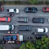 4 làn ô tô nối đuôi nhau hướng về trung tâm Hà Nội sau kỳ nghỉ Tết Nguyên Đán. (Ảnh: Phan Phương/TTXVN)