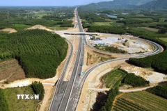 Đoạn cao tốc Vạn Ninh-Cam Lộ dài 65,5 km, điểm đầu tại xã Trường Ninh nối với cao tốc Bùng-Vạn Ninh và điểm cuối tại xã Hiếu Giang kết nối với cao tốc Cam Lộ-La Sơn. (Ảnh: Nguyên Linh/TTXVN)
