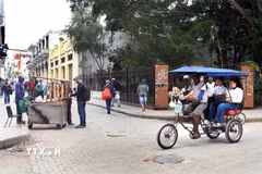 Người dân tại La Habana, Cuba. (Ảnh: THX/TTXVN)