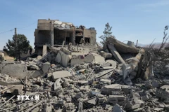 Cảnh đổ nát sau cuộc không kích của Israel tại Ansar, Liban. (Ảnh: THX/TTXVN)