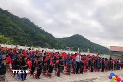 Lễ khai giảng tại trường Tiểu học Tam Thanh, xã Tam Thanh, tỉnh Thanh Hóa. (Ảnh: Nguyễn Nam/TTXVN)