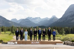Lãnh đạo các nước thành viên G7 và Liên minh châu Âu tại hội nghị thượng đỉnh ở Kananaskis, Canada ngày 16/6/2025. (Ảnh: THX/TTXVN)