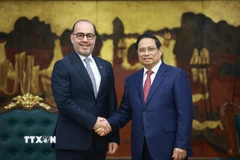 Thủ tướng Phạm Minh Chính tiếp ông Khalid Ali Abdullah Abel, Đại sứ đặc mệnh toàn quyền Nhà nước Qatar tại Việt Nam. (Ảnh: Dương Giang/TTXVN)