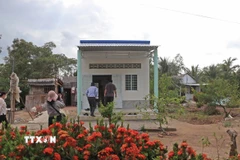 Tính đến ngày 17/6, tỉnh Cà Mau đã xây mới, sửa chữa hoàn thành 4.400 căn nhà, đạt 100% kế hoạch đề ra. (Ảnh: Huỳnh Anh/TTXVN)