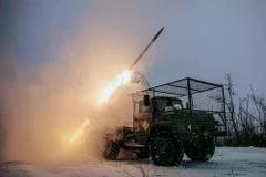 Canada sẽ cung cấp gói viện trợ quân sự trị giá 2 tỷ CAD (tương đương 1,5 tỷ USD) cho Ukraine trong tài khóa 2026-2027. (Nguồn: AP)