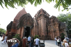 Tháp Bà Ponagar là điểm đến không thể bỏ qua của du khách mỗi khi đến thành phố biển Nha Trang. (Ảnh: Hoàng Hiếu/TTXVN)